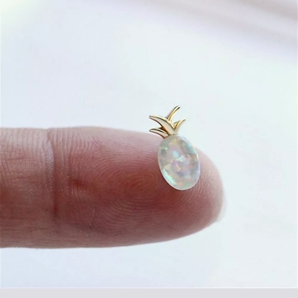 Delicate opal pineapple earrings studs (gold) - Picture 3 of 5